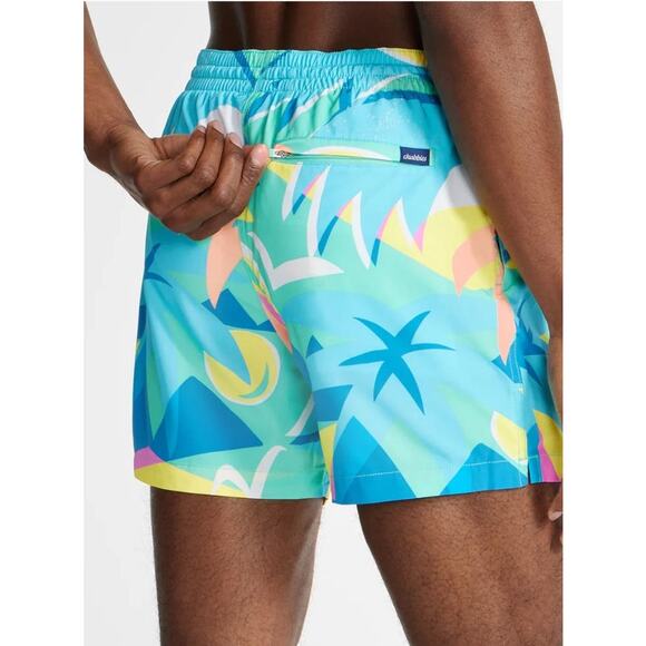 NEW Chubbies 'The Wave Dashers' Swim Trunks 5.5" Inseam size Small - Picture 2 of 8